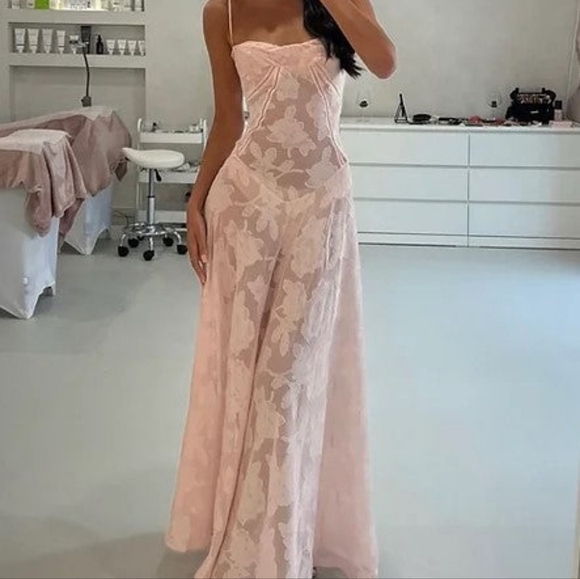 house of CB Blush pink seren maxi dress - Picture 2 of 11